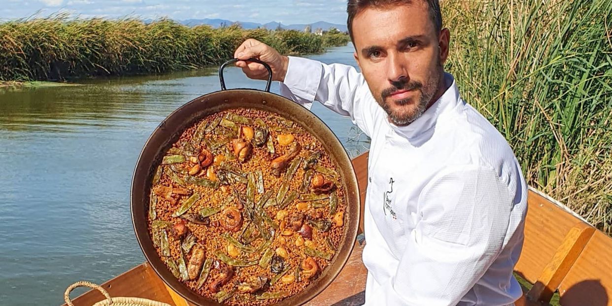 Carlos Hernández - Especialista en Paellas